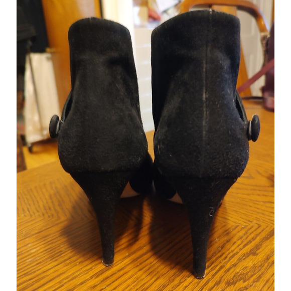 MANOLO BLAHNIK Suede Ankle Boots Booties Black Size 37 EUC - Picture 4 of 5